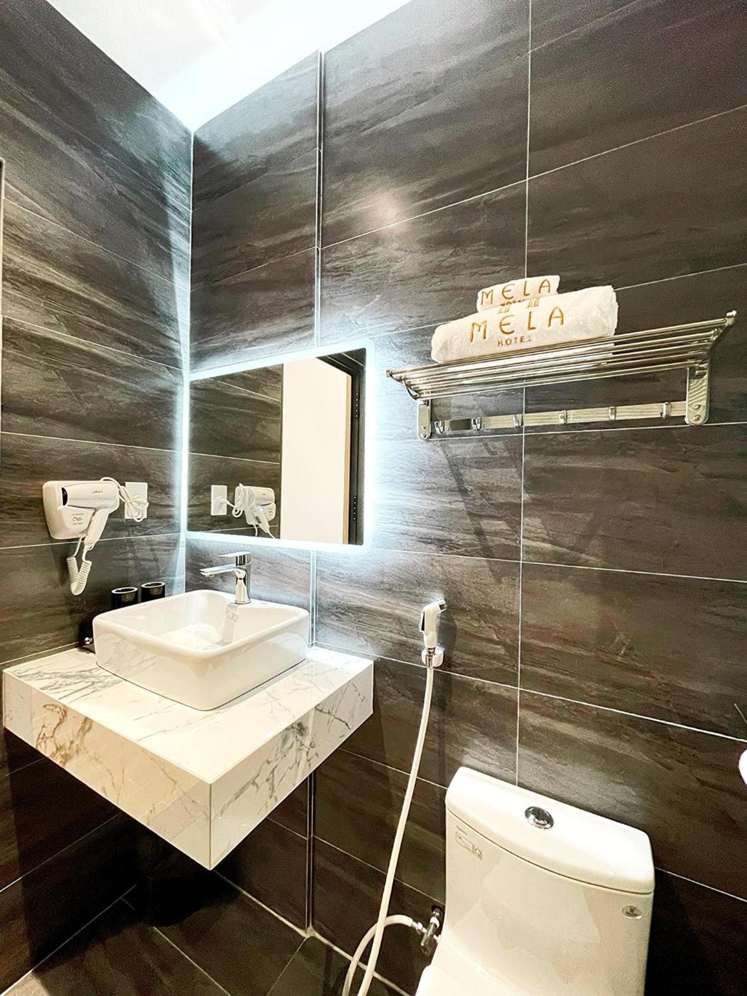 Mela Hotel My Thach 外观 照片